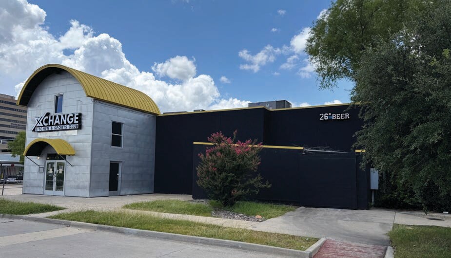 15225 Montfort Dr, Dallas, TX à vendre - Photo du bâtiment - Image 2 de 7