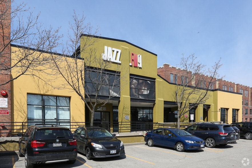 4-6 Pardee Ave, Toronto, ON à vendre - Photo principale - Image 1 de 1