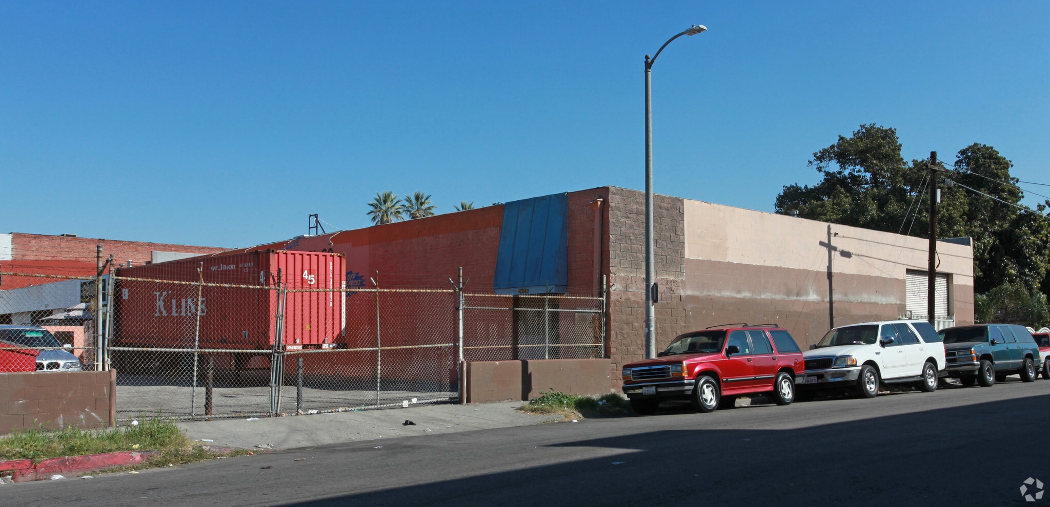 2636 S Main St, Los Angeles, CA for lease Primary Photo- Image 1 of 6