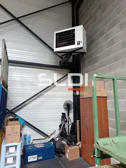 Bureau dans Genas à louer - Photo intérieure - Image 2 de 15