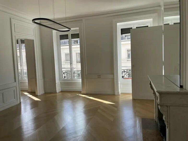 7 Rue De La République, Lyon à louer - Photo du bâtiment - Image 3 de 11