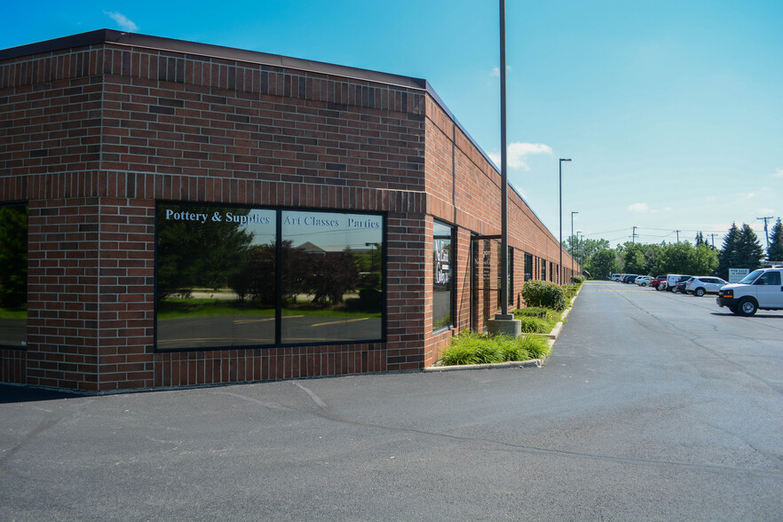 888 E Belvidere Rd, Grayslake, IL for lease - Building Photo - Image 2 of 3