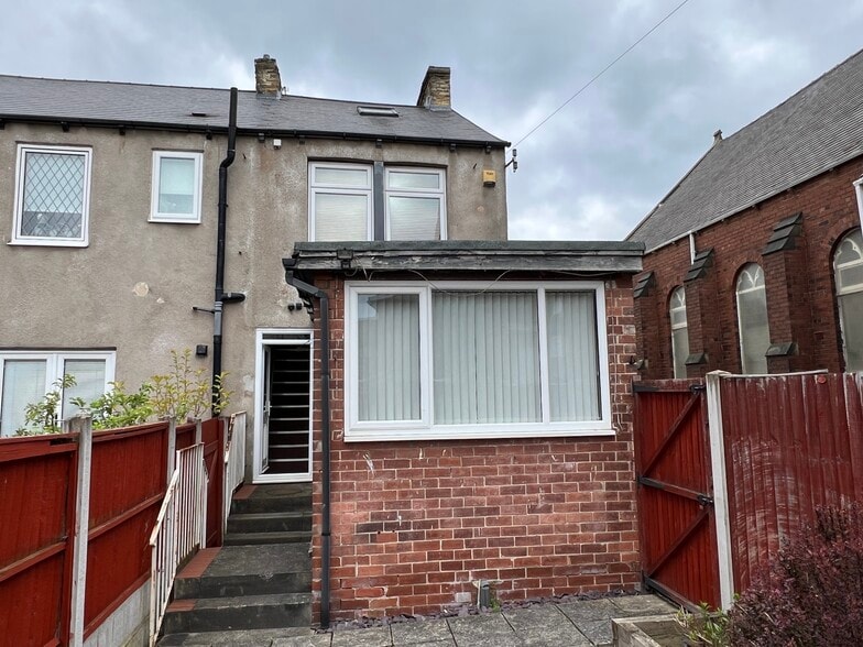 21 Spark Ln, Barnsley à vendre - Photo du bâtiment - Image 2 de 3