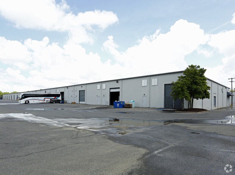 3081-3159 Bellbrook Center Dr, Memphis, TN à louer - Photo du bâtiment - Image 3 de 5