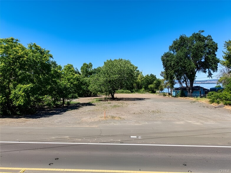 5905 E. CA-20, Lucerne, CA à vendre - Aérien - Image 2 de 3