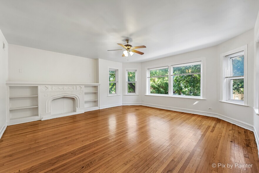7833 S Kingston Ave, Chicago, IL à vendre - Photo du bâtiment - Image 3 de 32