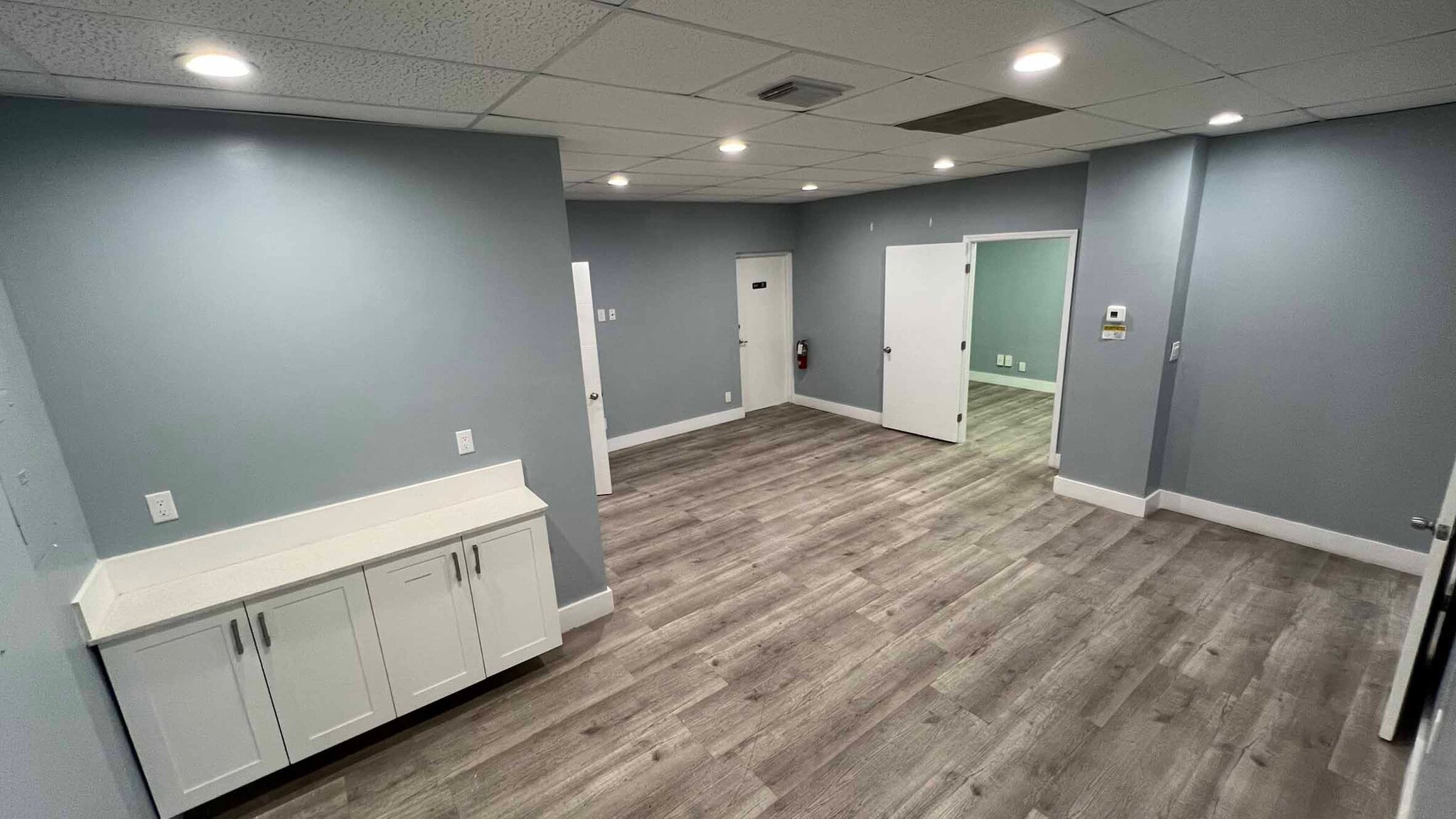 5555 Hollywood Blvd, Hollywood, FL à louer Photo intérieure- Image 1 de 26