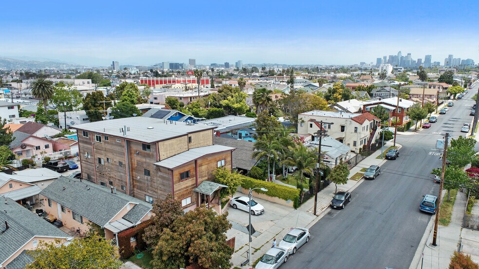 3817-3819 W 21st St, Los Angeles, CA à vendre - Photo principale - Image 1 de 1