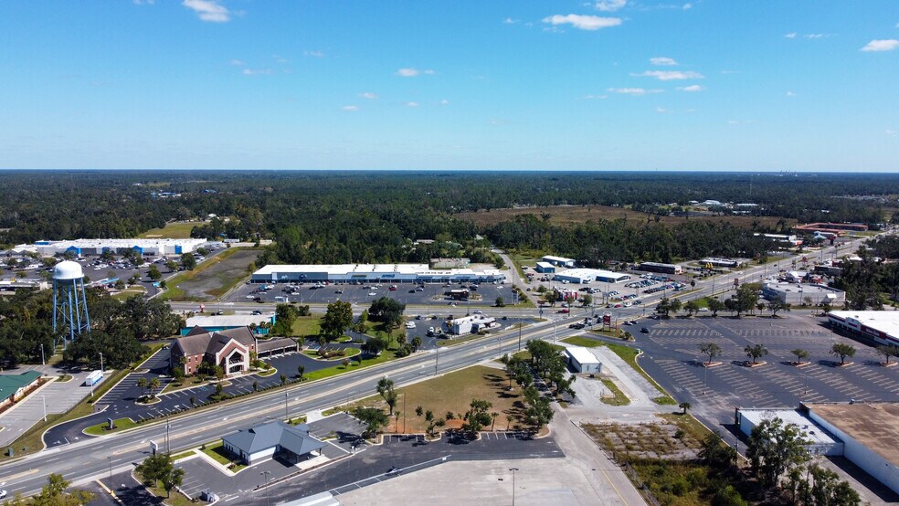 2029 Byron Butler Pkwy, Perry, FL à vendre - Photo du bâtiment - Image 2 de 4