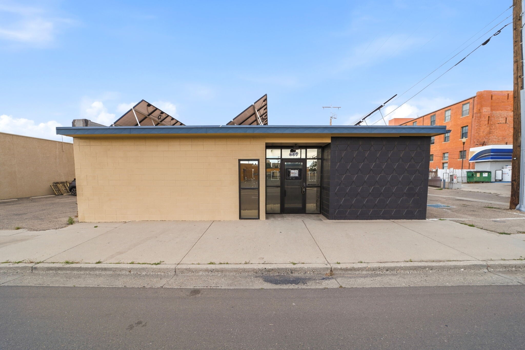 609 N Grand Ave, Pueblo, CO à vendre Photo du bâtiment- Image 1 de 58