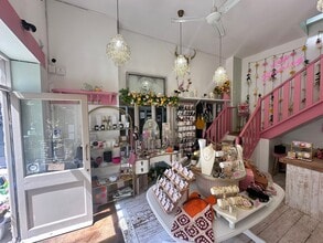 Antelope Walk, Dorchester for lease Interior Photo- Image 2 of 5
