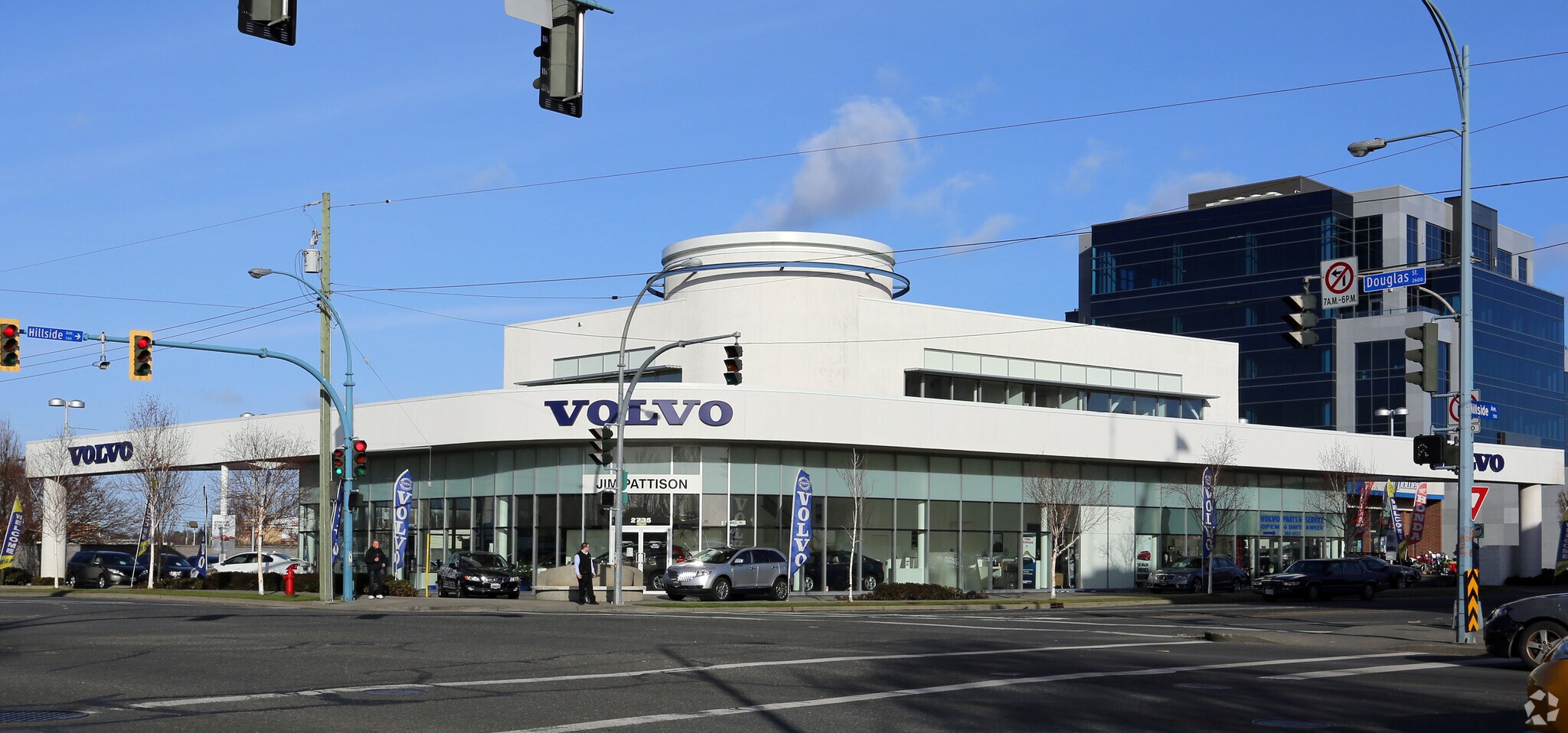 2735 Douglas St, Victoria, BC à vendre Photo principale- Image 1 de 1