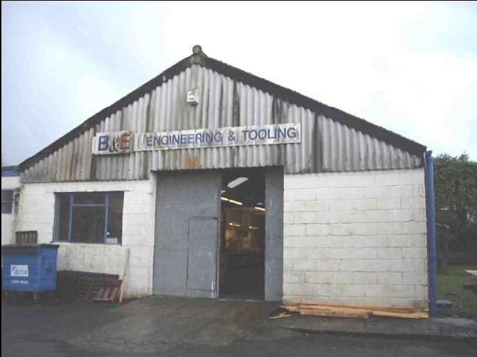 STONE LANE INDUSTRIAL ESTATE portfolio of 3 properties for sale on LoopNet.ca - Primary Photo - Image 2 of 3