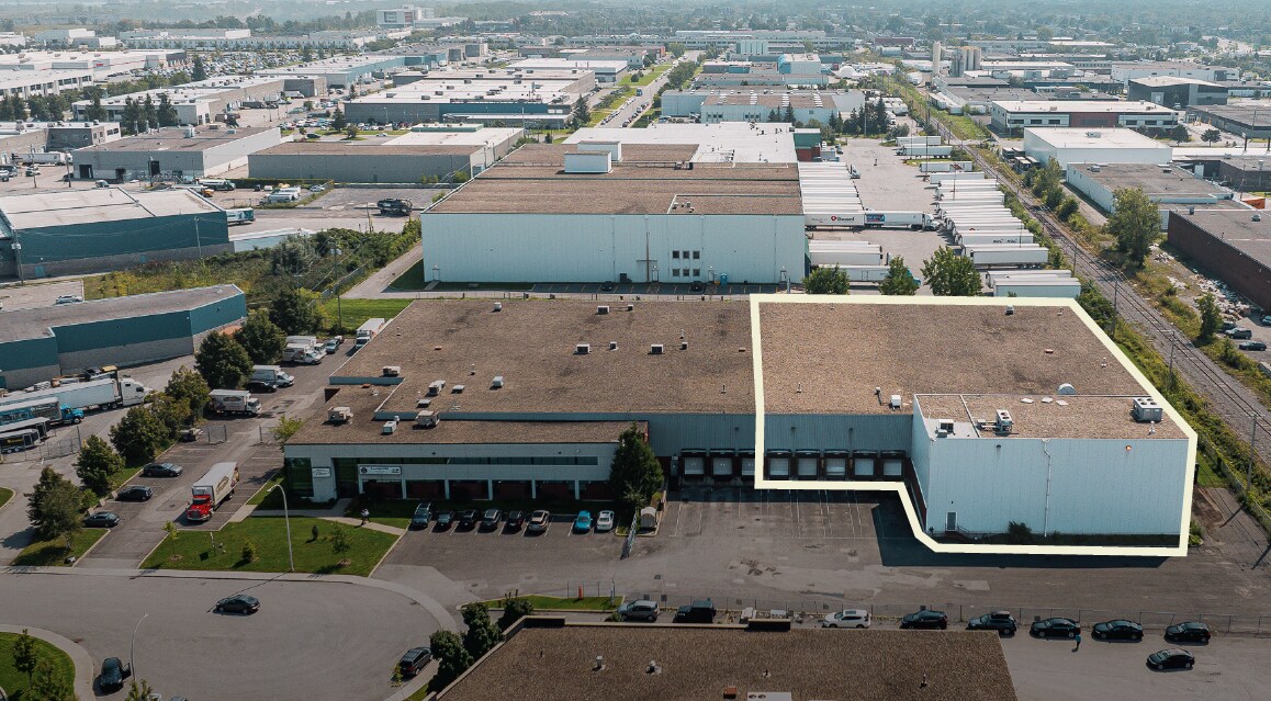 9050 De L'invention, Montréal, QC à louer Photo du bâtiment- Image 1 de 6