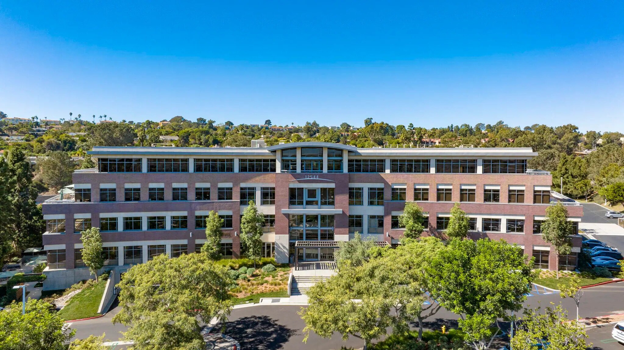 12544 High Bluff Dr, San Diego, CA à louer Photo du bâtiment- Image 1 de 7
