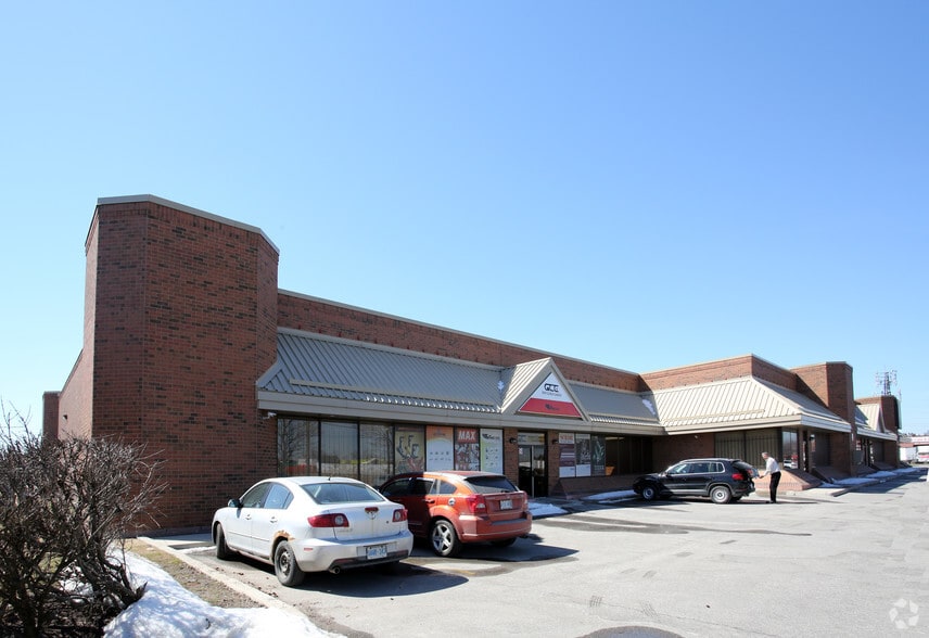 110 Claireport Cres, Toronto, ON à louer - Photo du bâtiment - Image 3 de 5