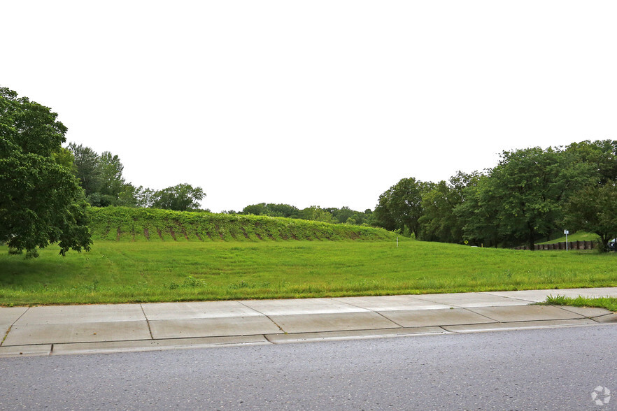 Eagle Creek Ave SE, Prior Lake, MN for sale - Primary Photo - Image 1 of 1