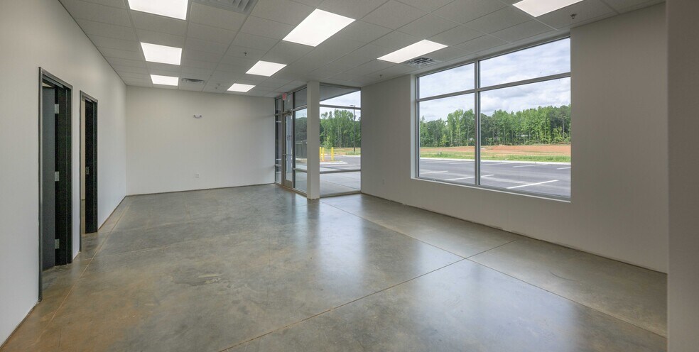 1115-1155 Aiken Road, Bogart, GA à louer - Photo du bâtiment - Image 3 de 4