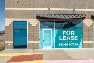 5501 Gordon Smith Dr, Rowlett, TX à louer Photo du bâtiment- Image 1 de 13