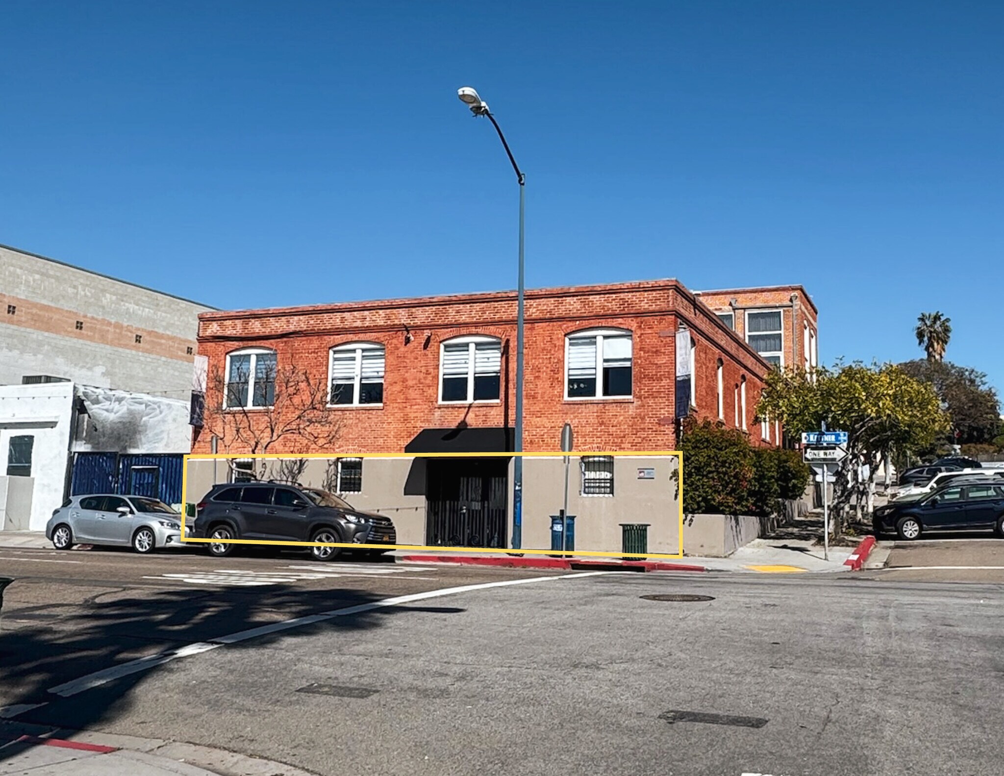 800 W Ivy St, San Diego, CA for lease Primary Photo- Image 1 of 8