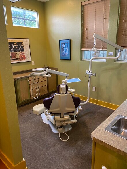 1445 Somerset Rd, San Antonio, TX à vendre - Photo intérieure - Image 3 de 4