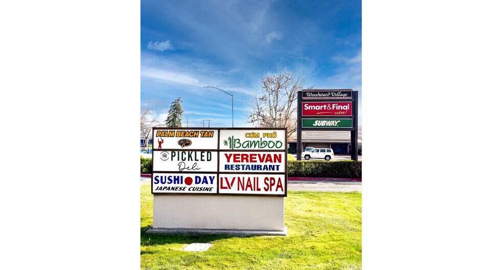 7705-7799 N 1st St, Fresno, CA à louer - Photo du bâtiment - Image 2 de 2