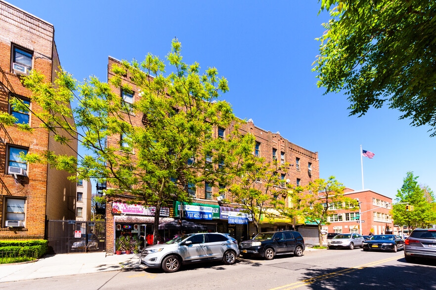 891 Clarkson Ave, Brooklyn, NY for lease - Building Photo - Image 2 of 9