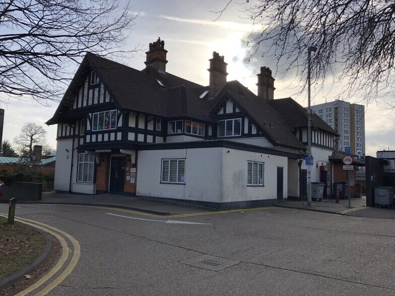 Kennelwood Ln, Hatfield à louer - Photo du bâtiment - Image 1 de 7