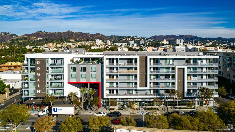 7141-7155 Santa Monica Blvd, West Hollywood, CA à louer - Photo principale - Image 1 de 9