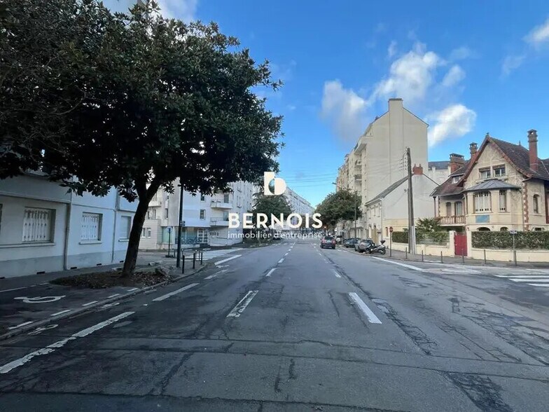 Boulevard Meusnier De Querlon, Nantes à vendre - Photo du bâtiment - Image 3 de 6