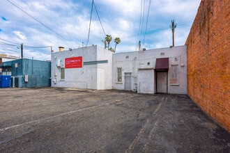 1157 S Robertson Blvd, Los Angeles, CA à louer Photo intérieure- Image 2 de 28