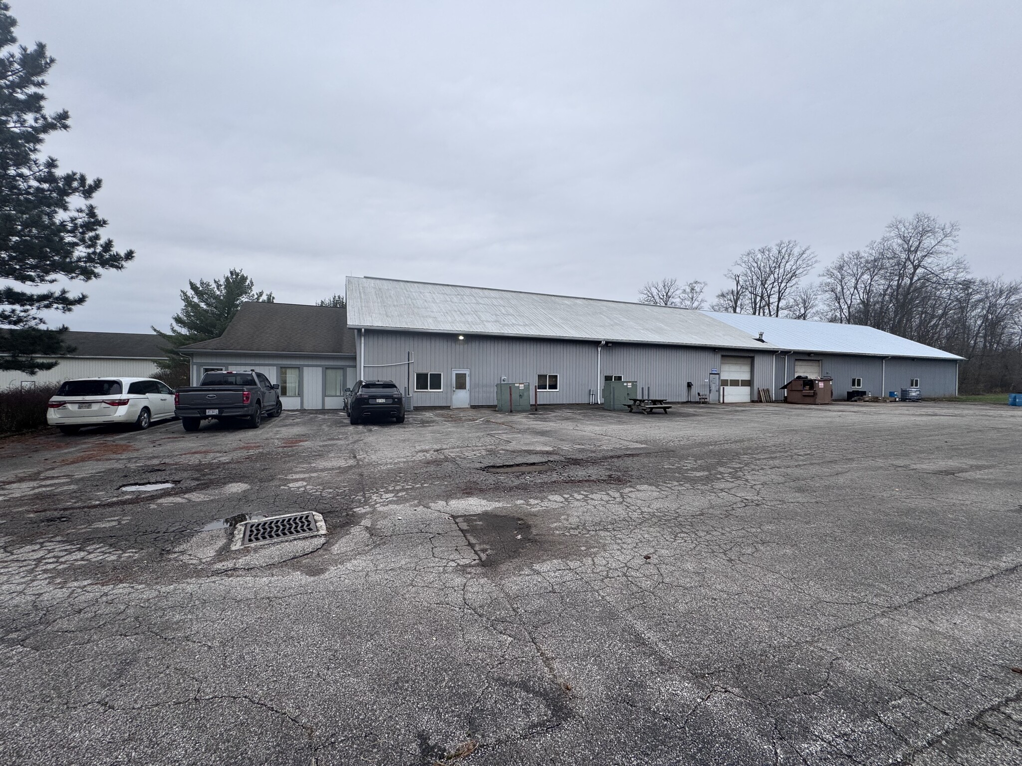 5809 Center Rd, Valley City, OH for sale Primary Photo- Image 1 of 6