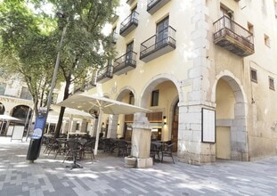 Retail in Figueres, Gerona for lease Interior Photo- Image 1 of 29