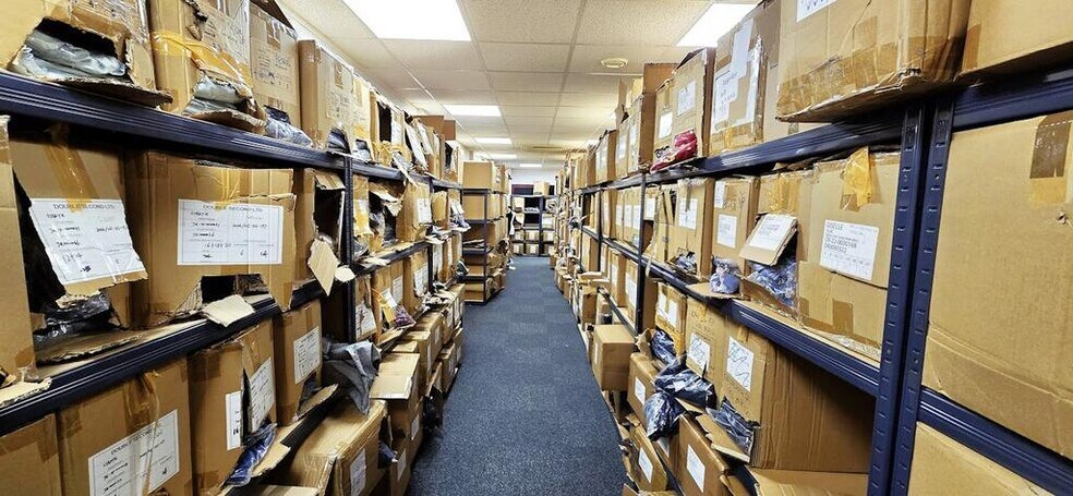 53 Norman Rd, London for lease - Interior Photo - Image 2 of 9