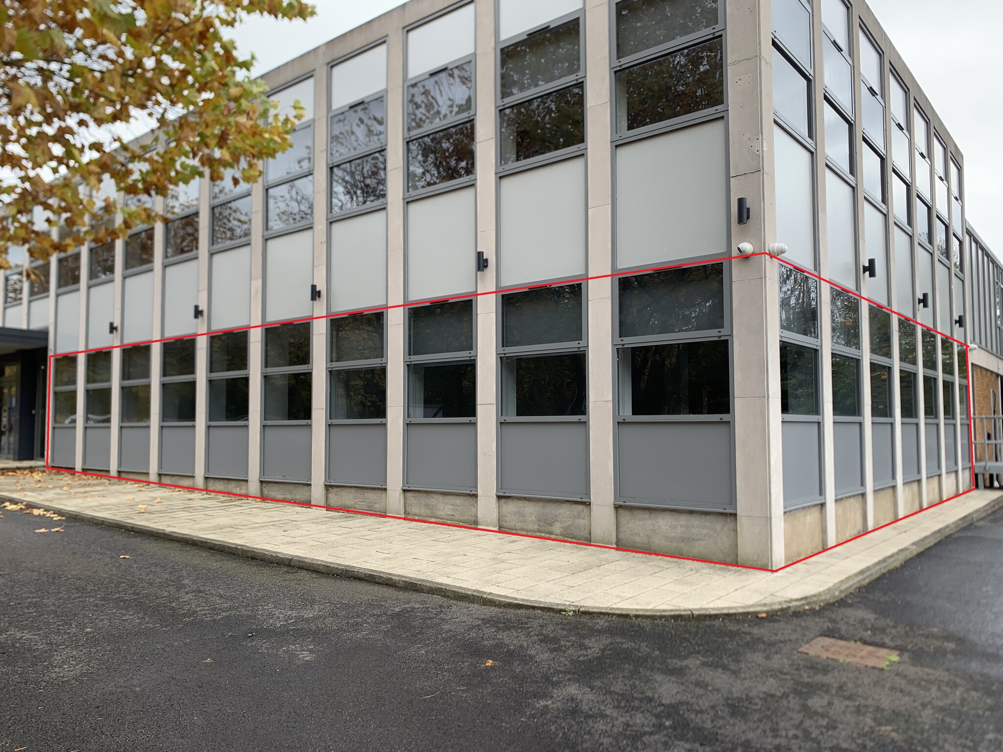 Bond Av, Milton Keynes for lease Primary Photo- Image 1 of 41
