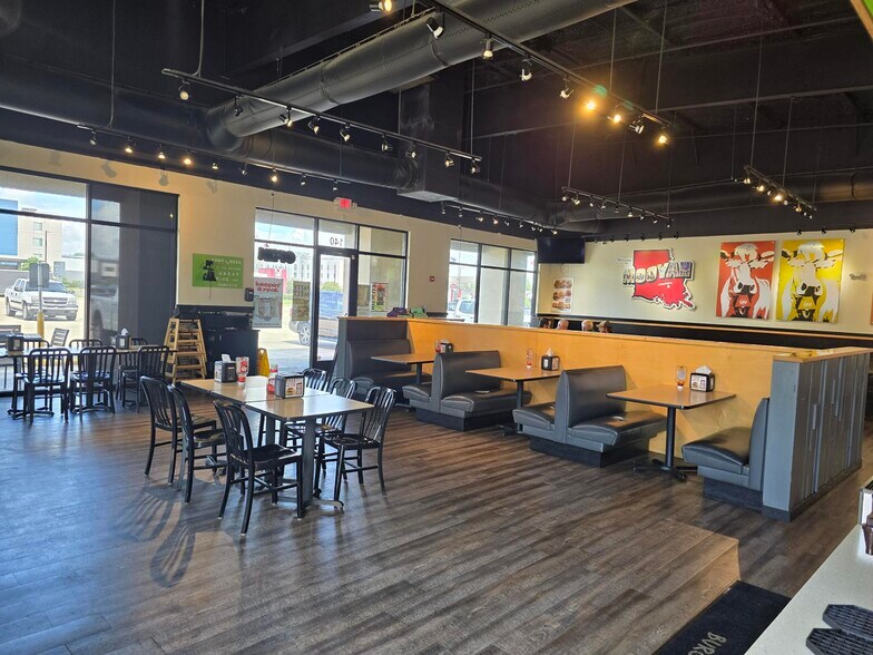 2706 S Cabela's Pky, Gonzales, LA à louer - Photo du bâtiment - Image 3 de 15