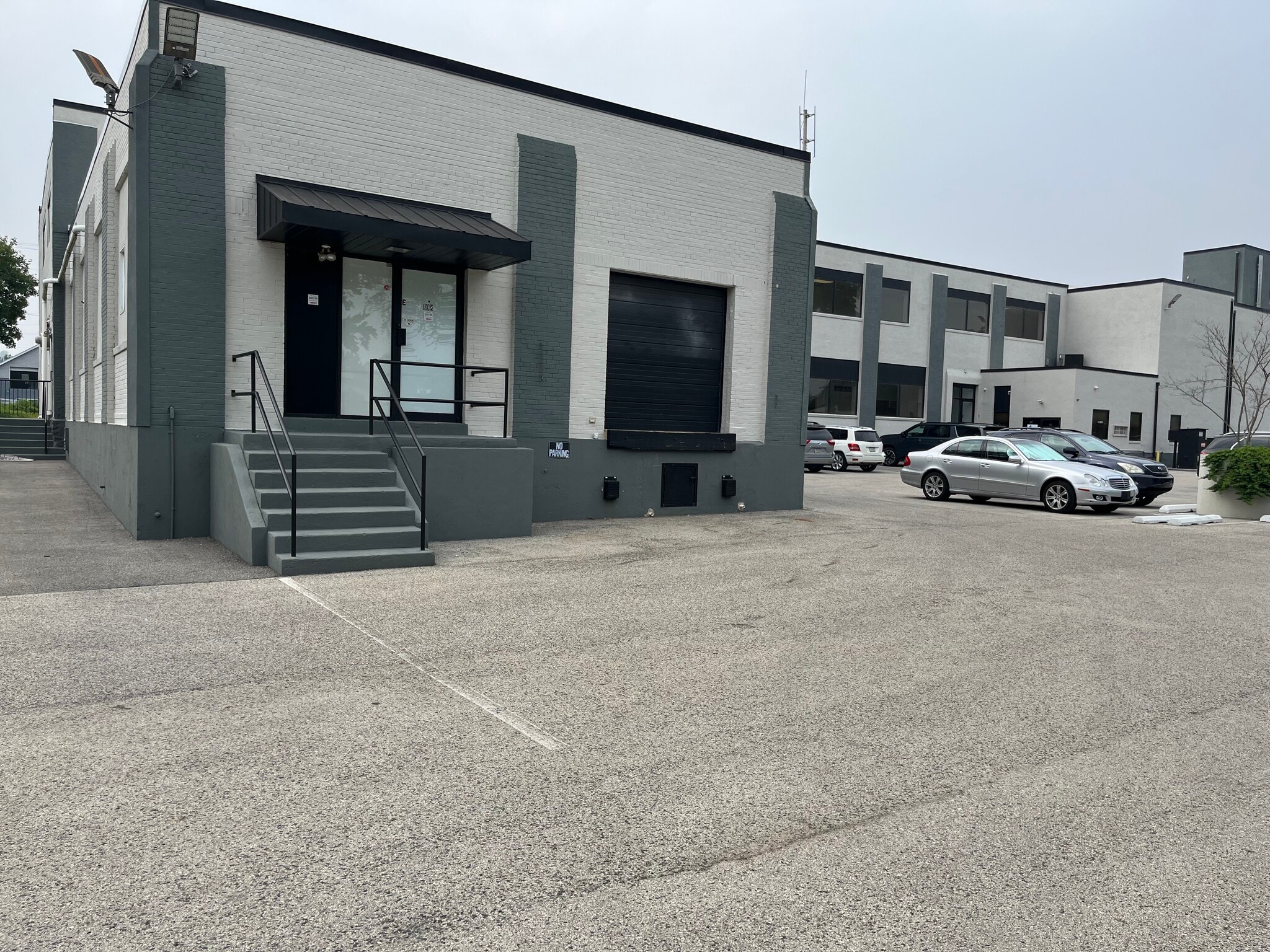 2337 Philmont Ave, Huntingdon Valley, PA for lease Building Photo- Image 1 of 7