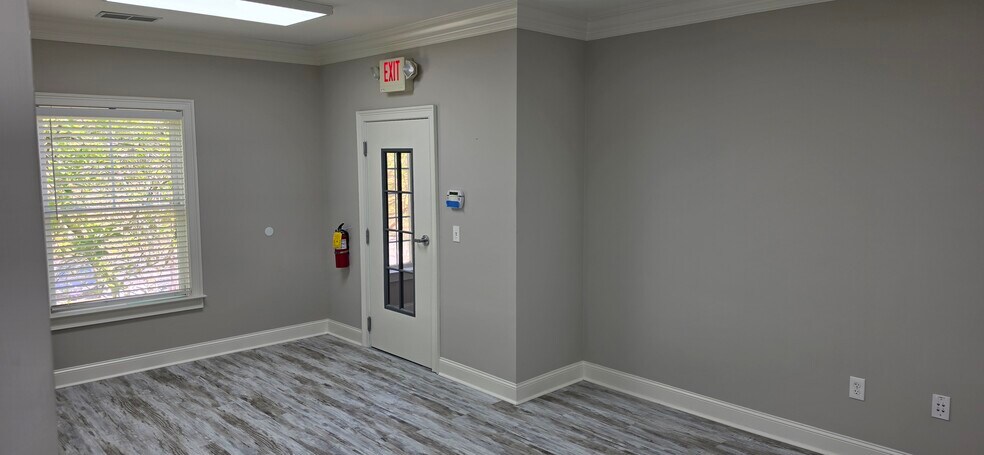 4080 McGinnis Ferry Rd, Alpharetta, GA à louer - Photo du bâtiment - Image 3 de 12