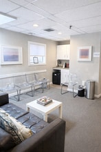 11 River St, Wellesley, MA à louer Photo intérieure- Image 1 de 9