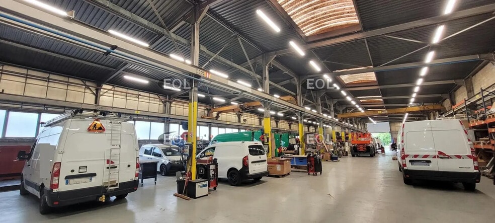 Industriel dans Villefranche-sur-Saône à louer - Photo intérieure - Image 2 de 4