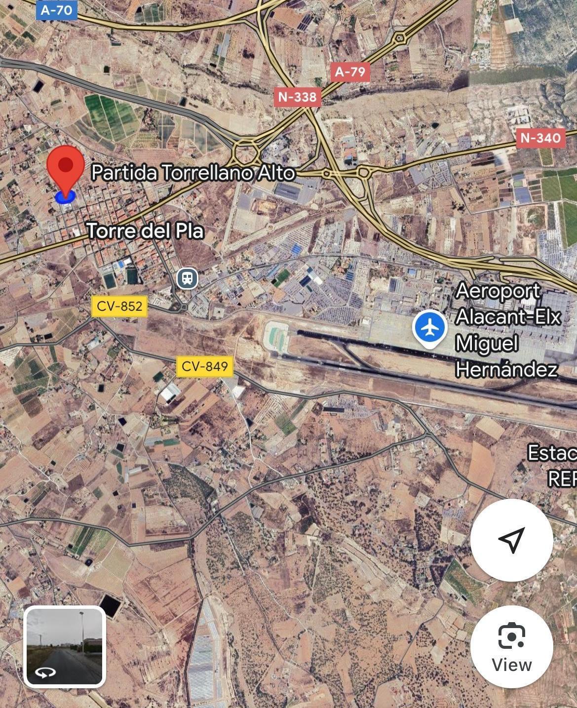 Land in Elche, Alicante for lease Building Photo- Image 1 of 2