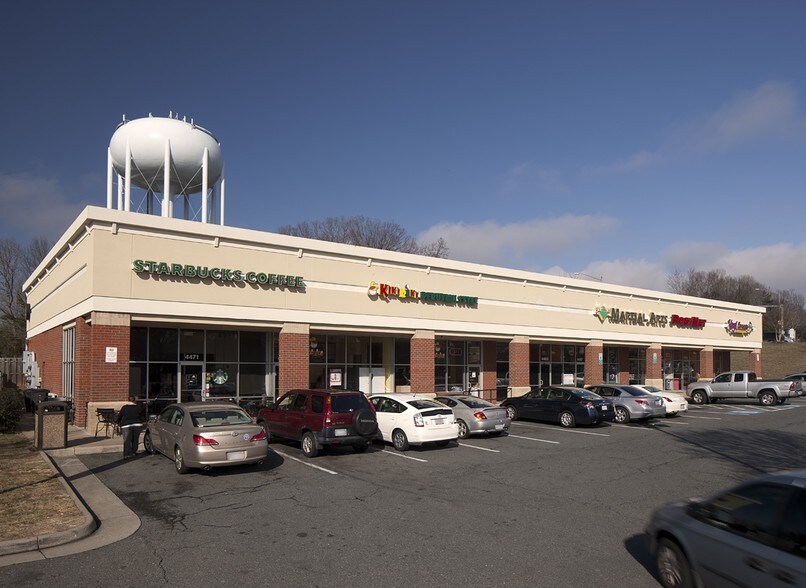 4101-4495 Cheshire Station Plz, Dale City, VA à louer - Photo du bâtiment - Image 2 de 6