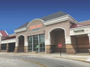 845-967 E Lancaster Ave, Downingtown, PA for lease Interior Photo- Image 2 of 2