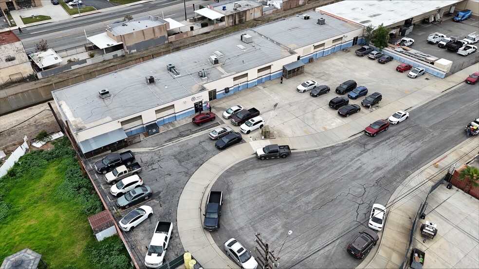 412-430 W Carter Dr, Glendora, CA à vendre - Aérien - Image 3 de 6