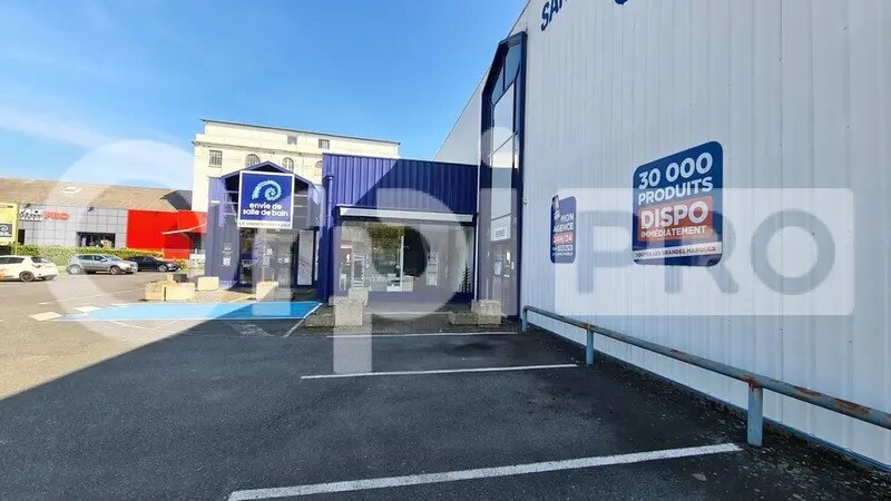 Retail in Montluçon for lease - Building Photo - Image 1 of 10