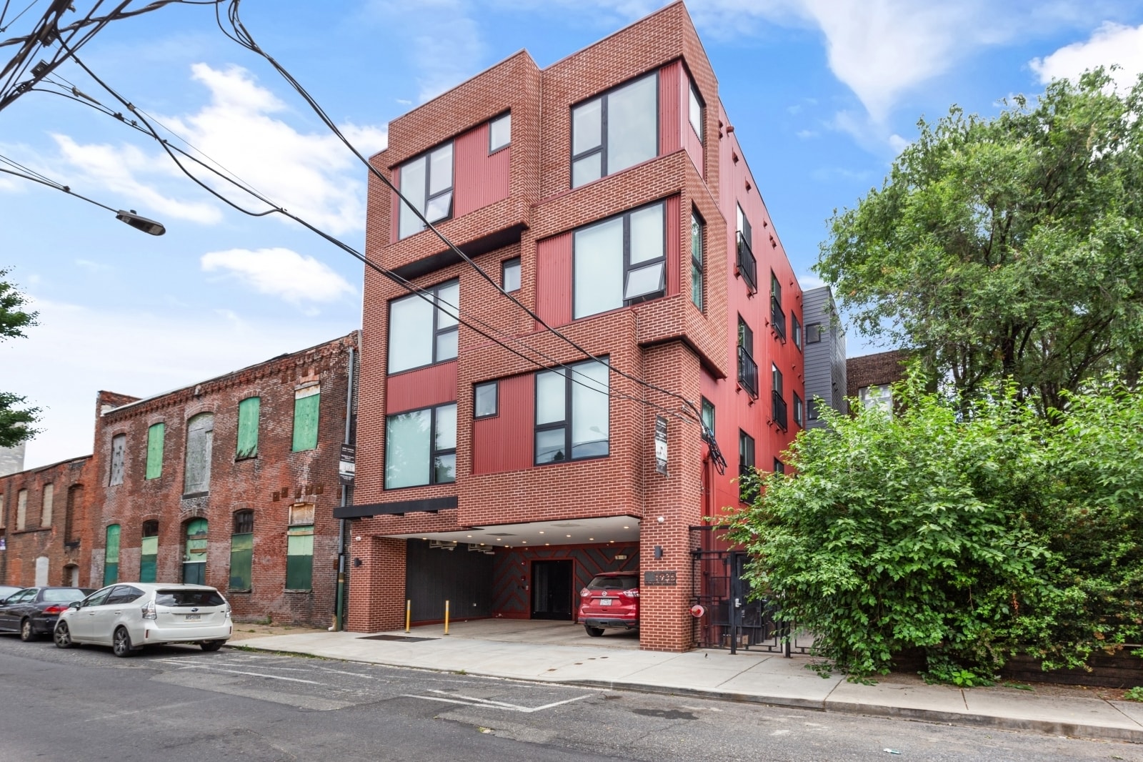 1935 E Hazzard St, Phila, PA for lease Primary Photo- Image 1 of 4