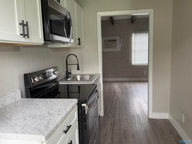 3004 Clopton St, Huntsville, AL à vendre - Photo intérieure - Image 3 de 15