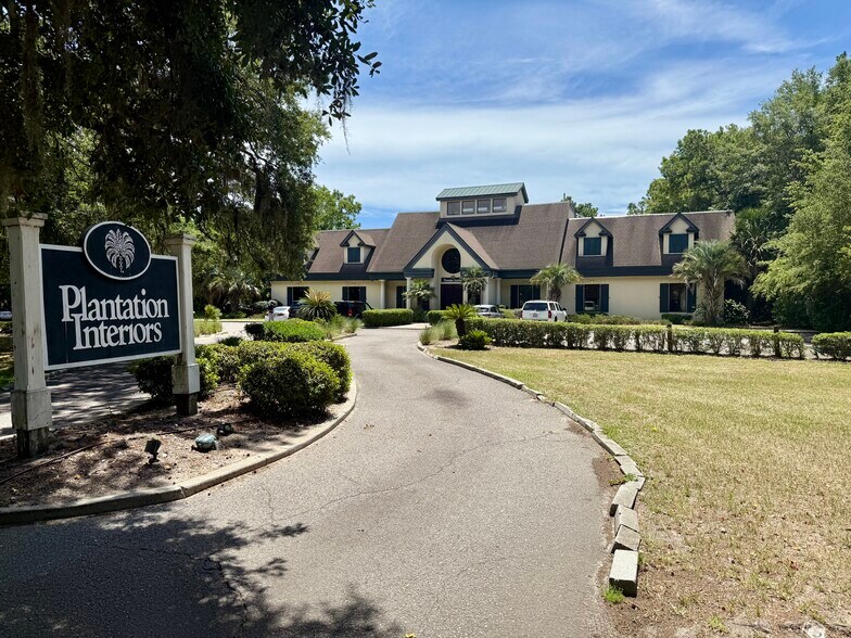 10 Target Rd, Hilton Head Island, SC à vendre - Photo du bâtiment - Image 2 de 17
