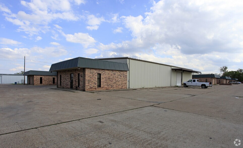 9903 Tanner Rd, Houston, TX à louer - Photo du bâtiment - Image 2 de 9