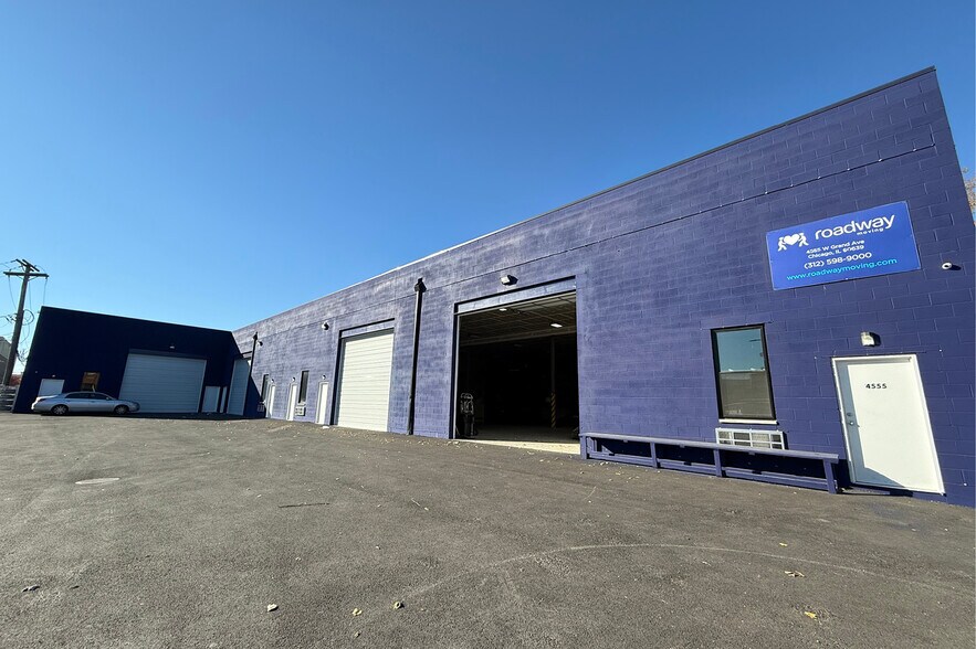 4555 W Grand Ave, Chicago, IL for lease - Building Photo - Image 2 of 6